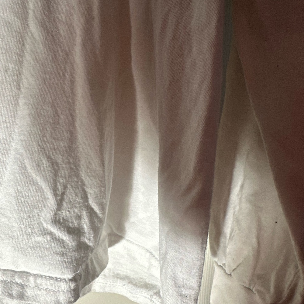 Ariana Grande White Long Sleeve Tee with Graphic Design - Picture 5 of 6
